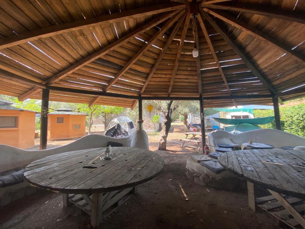 Hotel Nisi Glamping Paralía Rachon Exterior foto