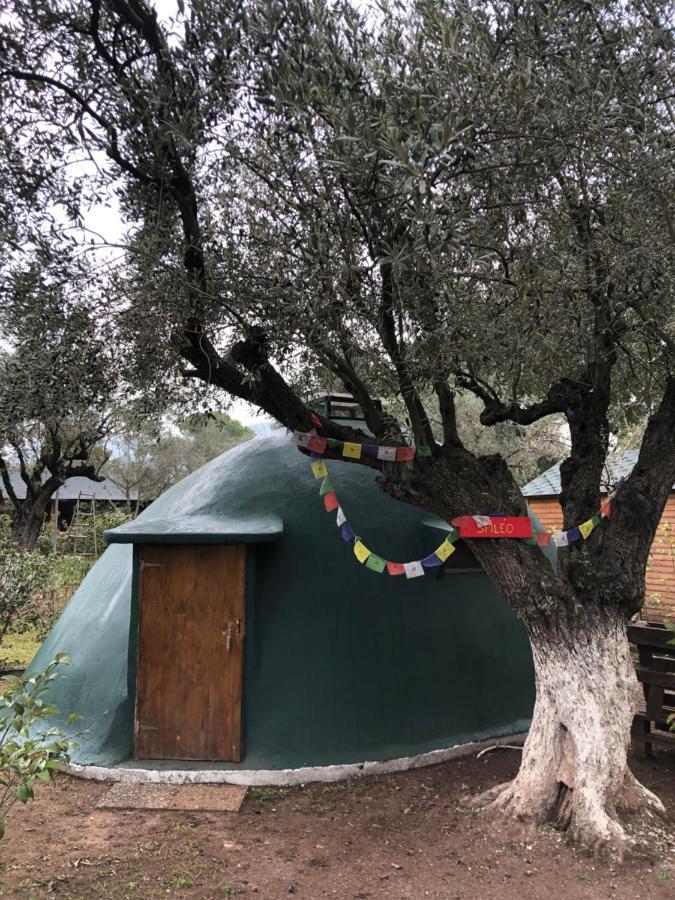 Hotel Nisi Glamping Paralía Rachon Exterior foto